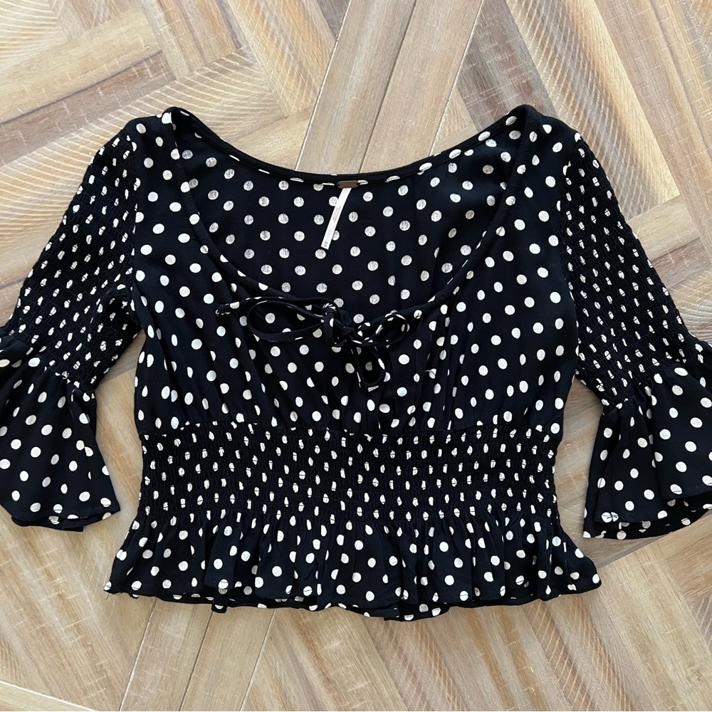 Free People "A Bit of Something Sweet" black & white polka dot crop top 🦢